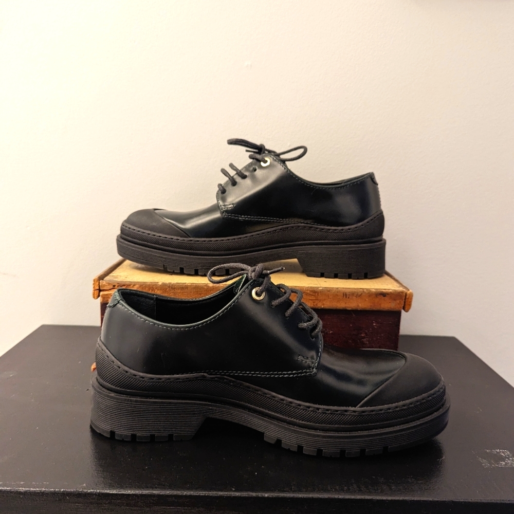 WANT les essentiels Wellington Derby Shoes. NWOT. Size 36.